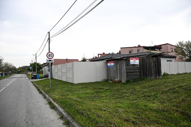 Samobor: Drvena baraka na adresi Gradna 85g