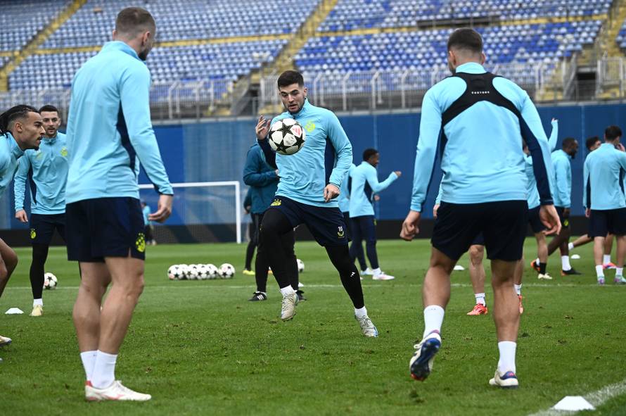 Zagreb: Trening nogometaša Dinama uoči odlaska u Muenchen