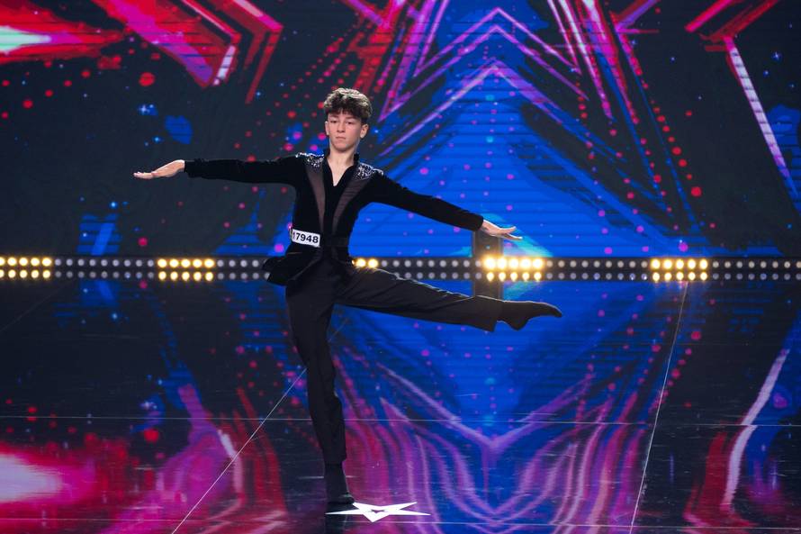 ANKETA Martina plesaču Andiju dala zlatni gumb. Što vi mislite: Je li zaslužio proći u polufinale?