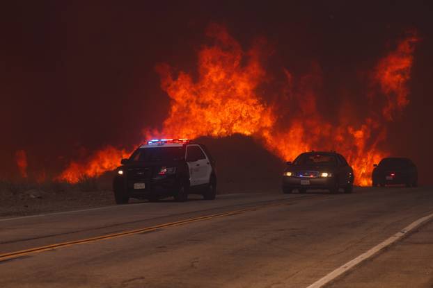 Hughes Fire, near Castaic Lake