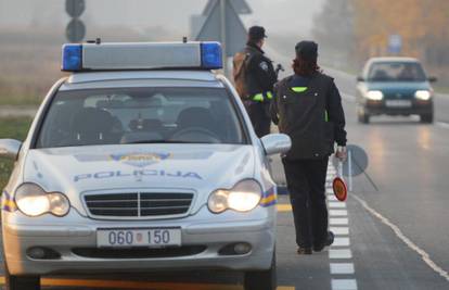 U sudaru kod Klisa sudjelovala policija, dvoje ljudi ozlijeđeno 