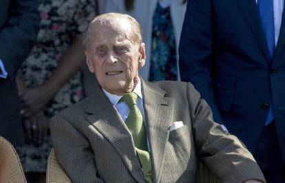 Princa Filipa (99) prebacili su u drugu bolnicu: Ima infekciju...