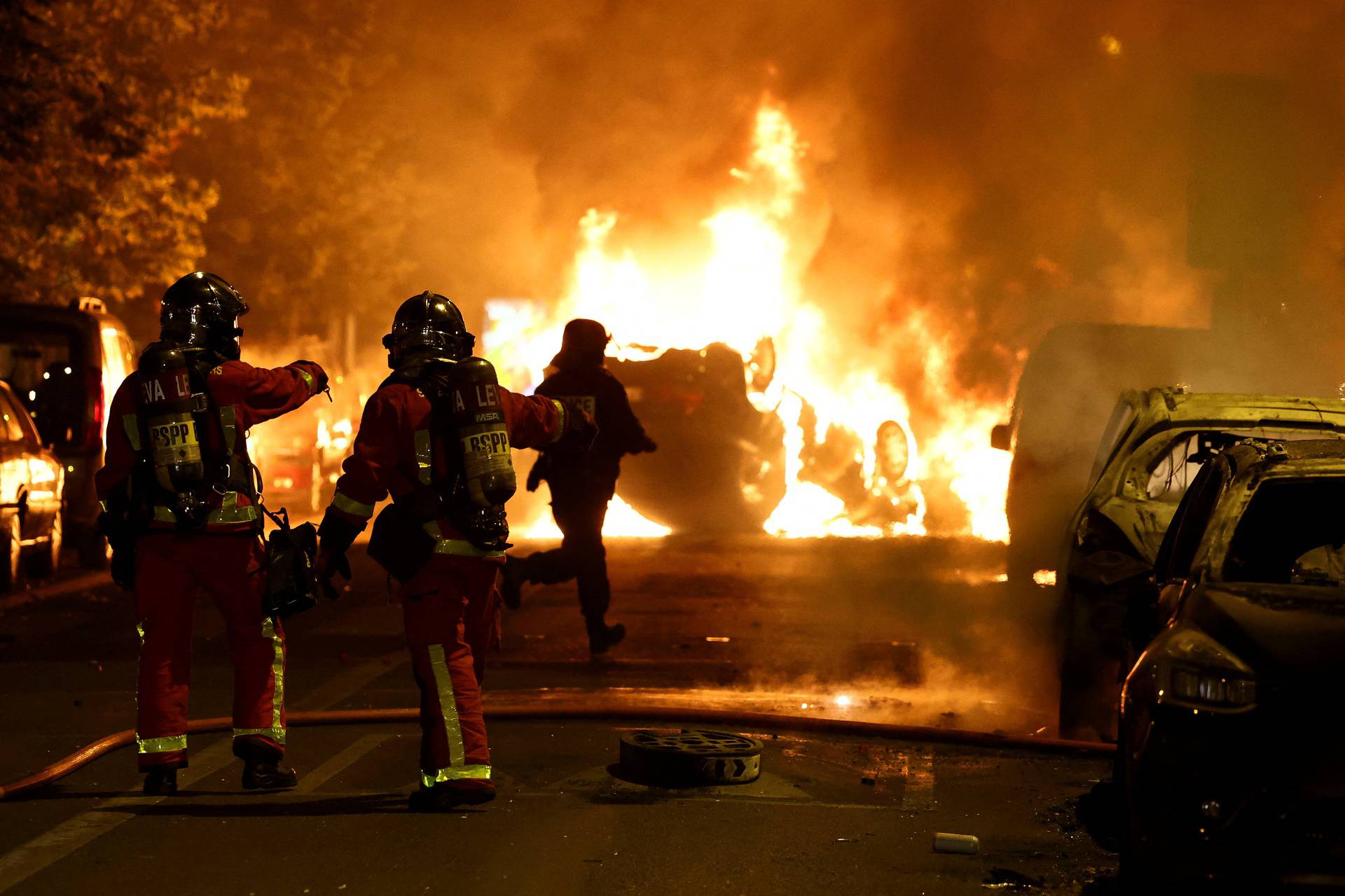 Riots after a teenager shot dead by police in Paris suburb