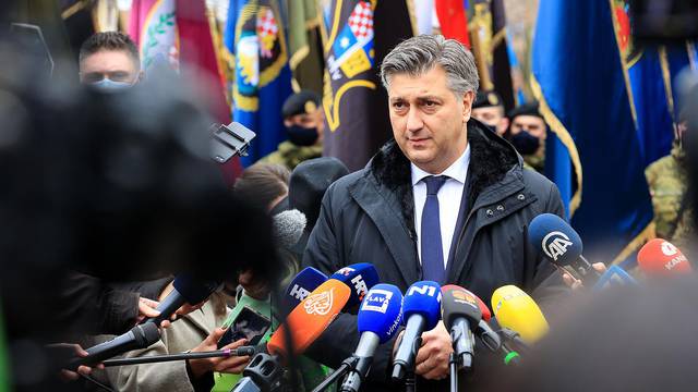 Premiijer Andrej Plenković  stigao je obilježavanje pada Vukovara 