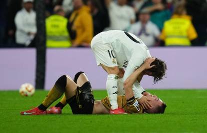 Modrić ugledao 'vatrenog' na travnjaku. Oduševio je gestom
