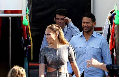 S njom nema šale: J. Lo je na set stigla spremna za 'bitku'!