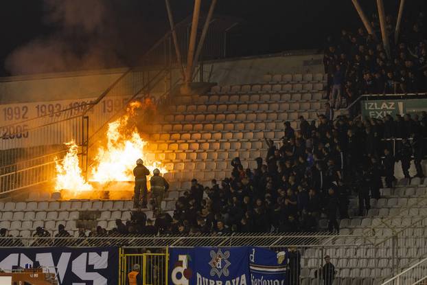 Split: Požar na tribini nakon utakmice Hajduka i Dinama