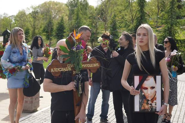 Slađana Milošević pokopana je u Beogradu na groblju Lesce
