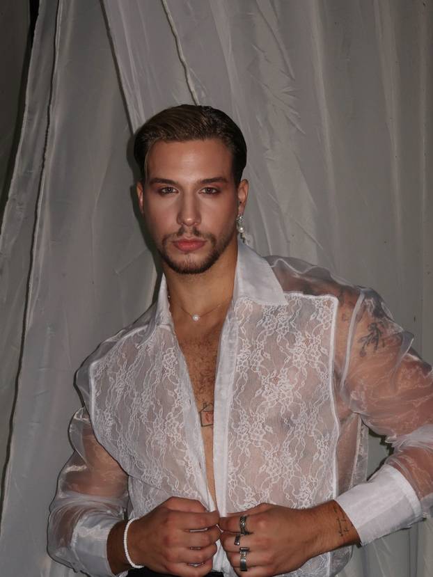 FOTO Influencer Marco Cuccurin  u prozirnoj košulji oduševio pratitelje: 'Za čarobnu večer'