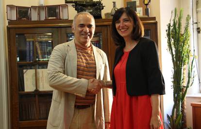 Osmislit će program: Kasparov će surađivati na 'Školi za život'