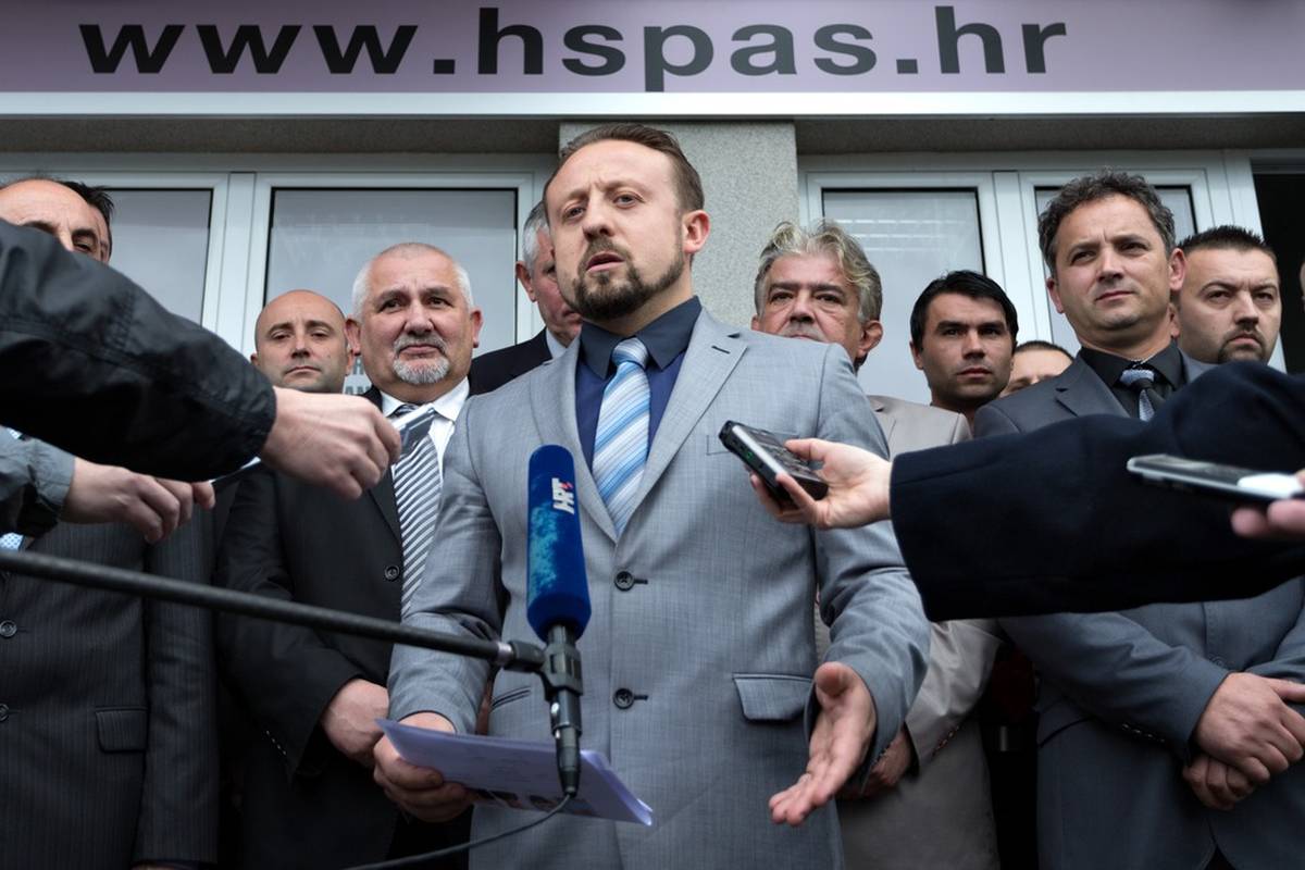 'Srbiji ćemo zablokirati ulazak u EU dok nam ne daju naše'