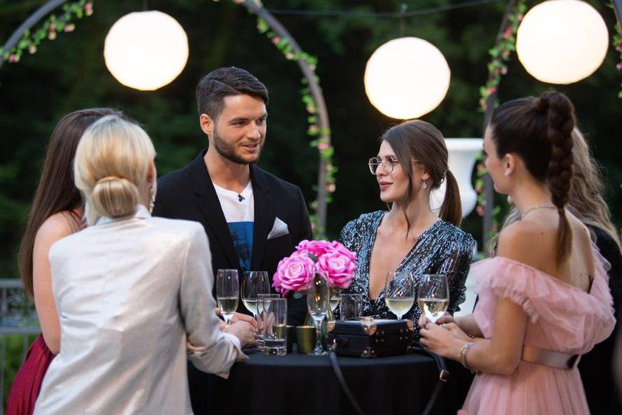 Bruna ostala bez ruže pa oplela po Oliveri: 'Žao mi je cura koje moraju nastaviti živjeti s njom!'