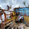 Pustoš nakon razornog tajfuna: Gladni i bez krova nad glavom