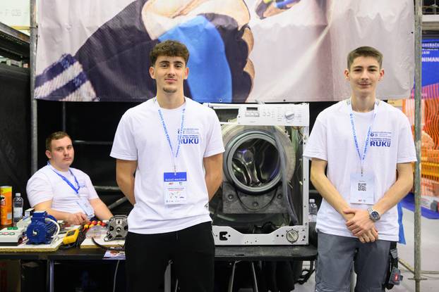 24SATA Zagreb: Reporta&zcaron;a o deficitarnim zanimanjima za koja se dobivaju stipendije