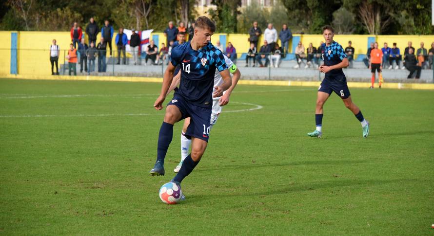 Rovinj: Susret U-19 reprezentacija Hrvatske i Farskih otoka u kvalifikacijama za EP 2024.