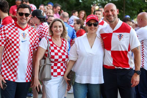 SP 2026 Dallas: Ministar Damir Habijan na povorci hrvatskih navijača u Dallasu uoči utakmice Engleske i Hrvatske na Svjetskom prvenstvu