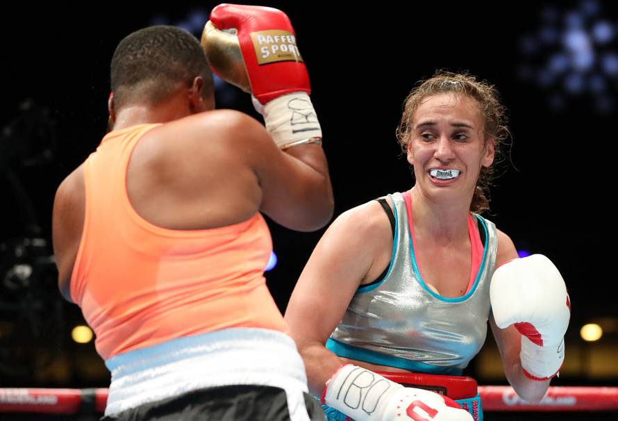 Kakav meč! Hrgović nokautirao Mansoura i postao WBC prvak!