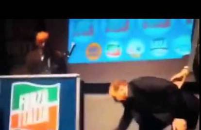 Berlusconi je pao s pozornice: "To mi je namjestila ljevica"