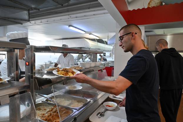 FOTO Pogledajte buduće vojnike i vojnikinje Hrvatske vojske