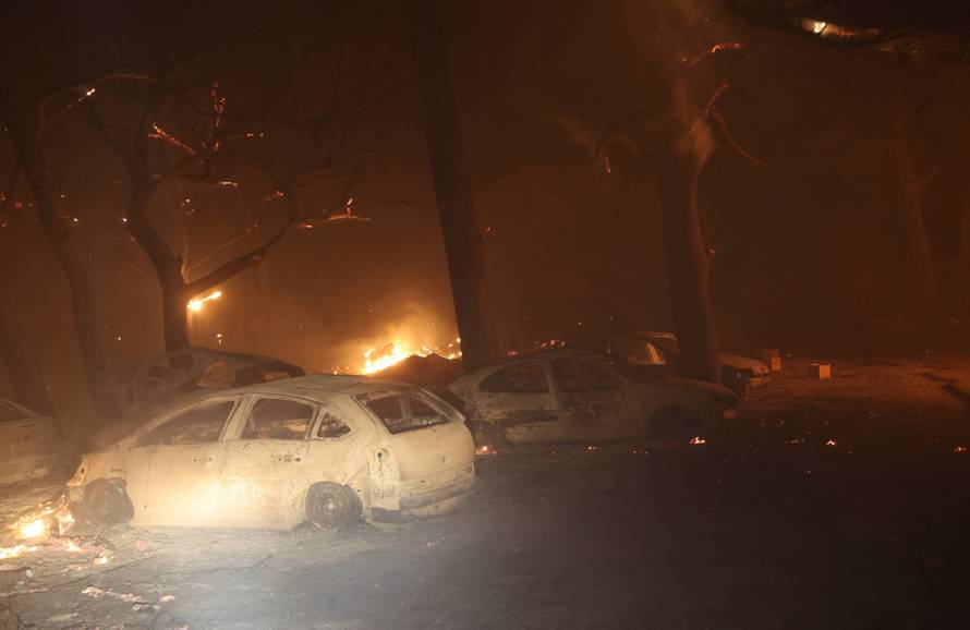 Omiš: Katastrofalna noć na požarištu kod Omiša.