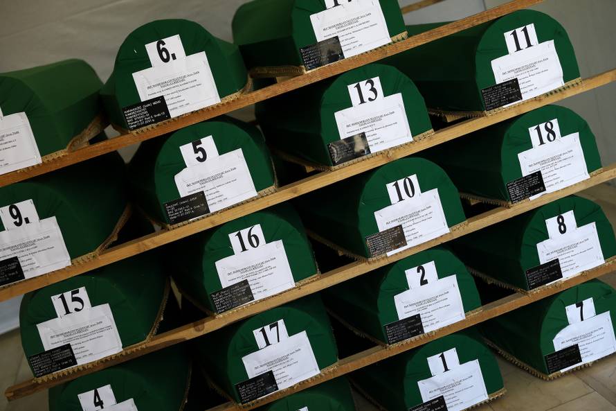 Ispratili posmrtne ostatke 19 žrtava genocida, Dodik odbio sudjelovati, pozvao na bojkot