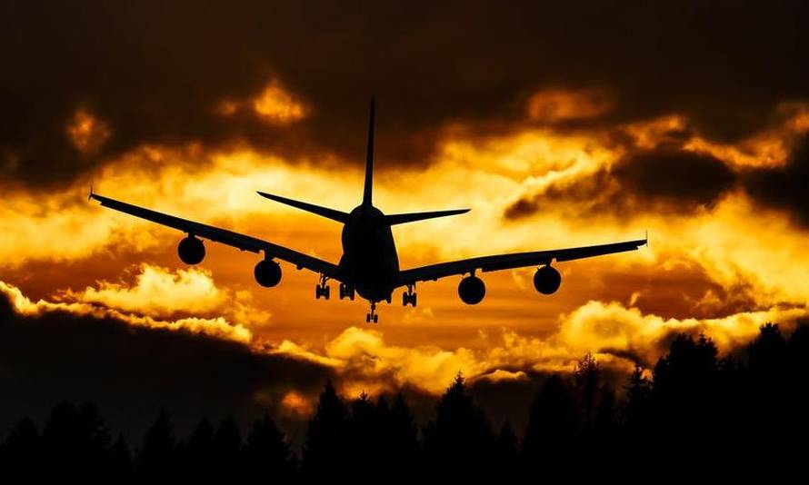 Biste li ušli u ovaj avion? Let 666  na petak 13. vozi za HEL