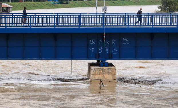Sava se u Zagrebu izlila iz korita