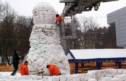 Snjegovića Ivicu višeg od 6 metara radili dva tjedna