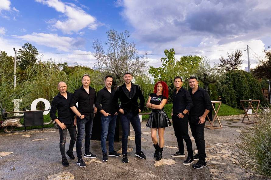 Alen Bičević: 'Svadbeni bendovi koštaju premalo s obzirom na to što se sve od njih traži...'