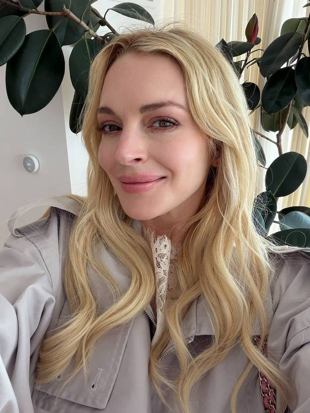 FOTO Lindsay Lohan danas je neprepoznatljiva, pogledajte kako se mijenjala kroz godine