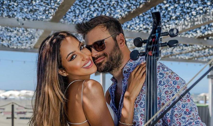 Hauser objavio strastvene fotke s glumicom, fanovi ljuti: 'Nova cura? Tko to više može pratiti...'