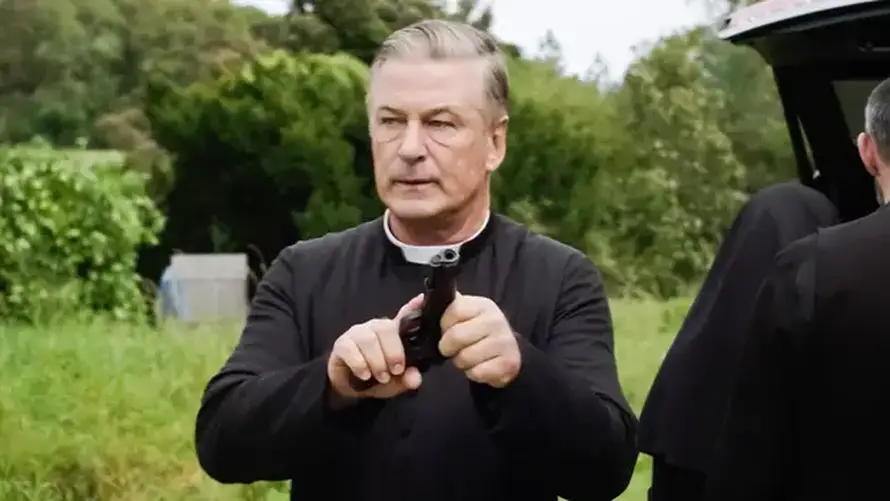 Alec Baldwin ponovno se našao u problemima: Rekviziter ga tuži zbog tragedije na setu filma