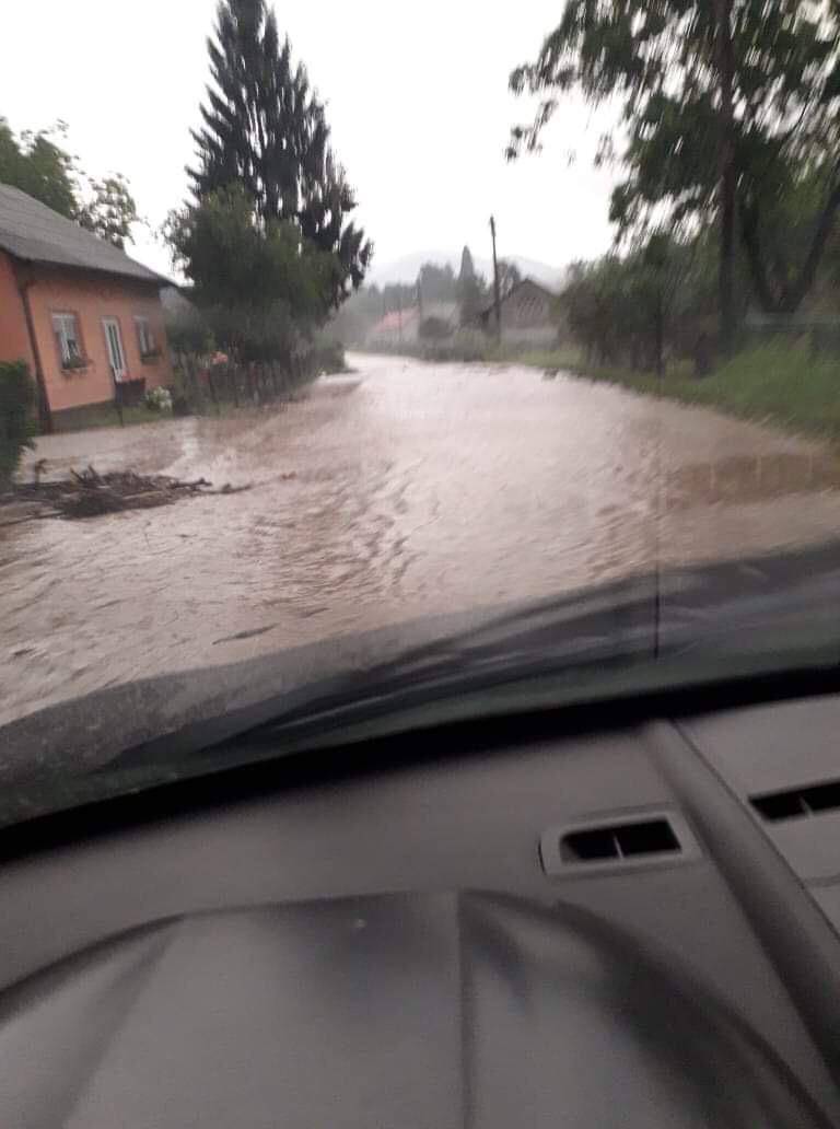 Grmljavinsko nevrijeme i obilne kiše poharale nekoliko županija