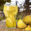 Voda s limunom jača imunitet, osvježava i aktivira probavu