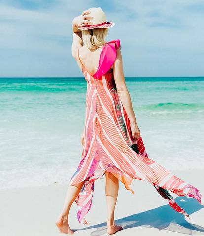Jarki tonovi: haljina inspirirana divnom tehnikom vodenih boja