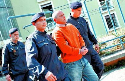 Liječio se od PTSP-a i legalno imao pištolj