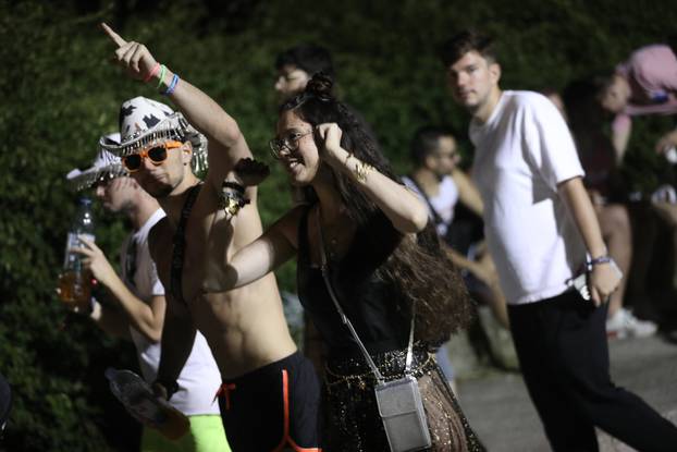 Ljubitelji tehno glazbe dolaze na treću i zadnju noć Ultra Europe festivala 2025.