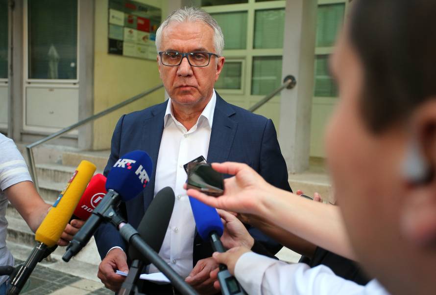 Grbin: Ja nisam Pernar da bih čekao  da netko pozove stražu