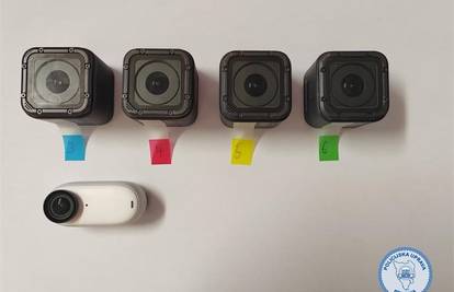 Strava u Rovinju: Nijemac (54) na plaži podvodnom kamerom snimao nagu djecu, uhitili ga!