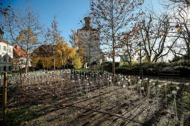 Zagreb: Mjesečev vrt u parku Bele IV na Gornjem gradu