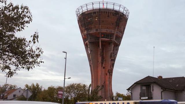 Svečano otvoren Vukovarski vodotoranj - simbol obrane grada i zajedništva
