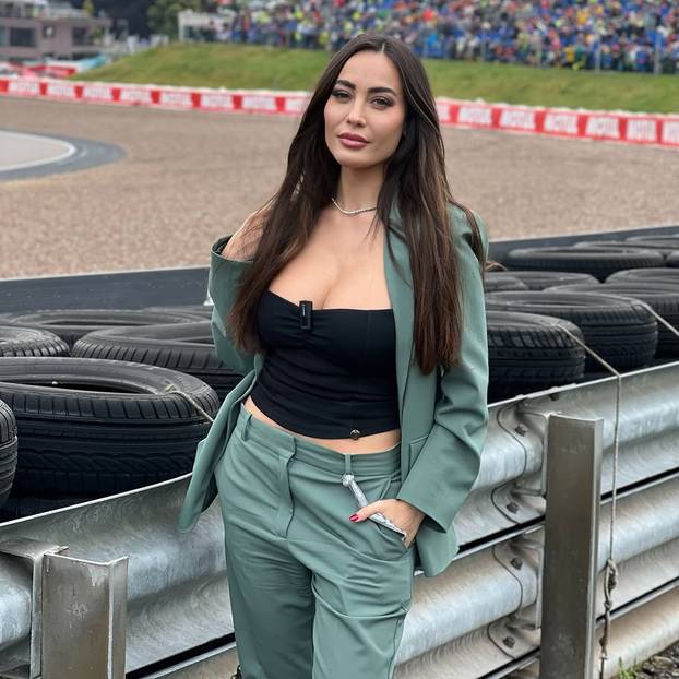 FOTO Paola je seksi model, ali tvrdi da od toga nema ništa: 'Dugo nisam vodila ljubav...'