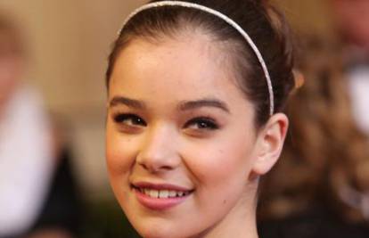 14-godišnja Hailee Steinfeld je novo lice modne kuće Miu Miu