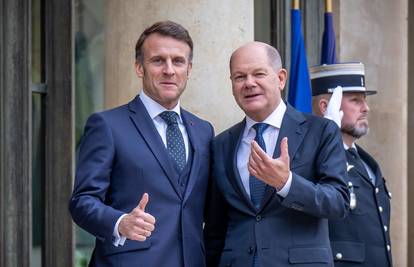 Emmanuel Macron se sastaje sa Scholzom i Merzom u Berlinu