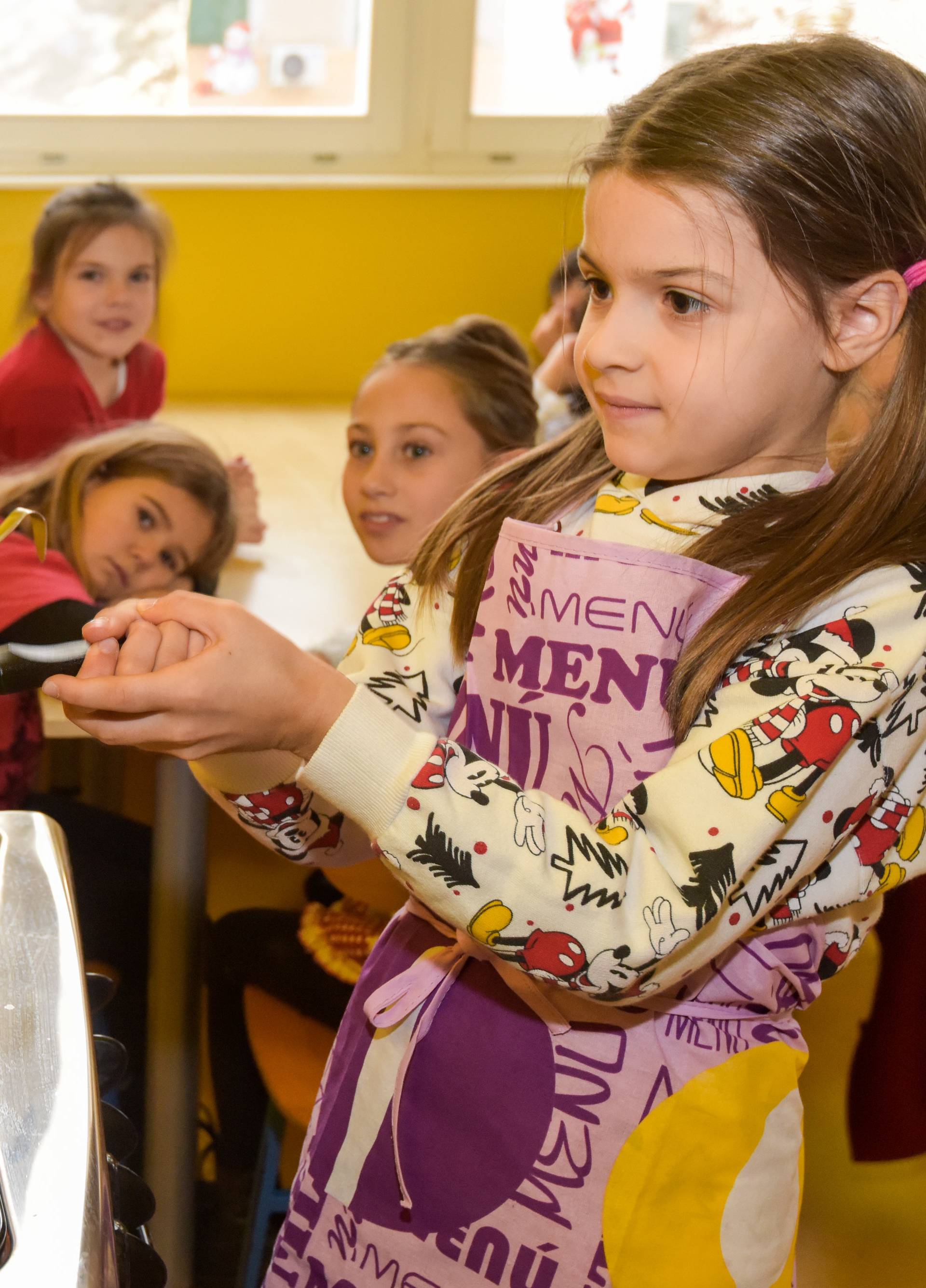 Škola za život: 'Pečemo svoje kekse i bolji su od kupovnih'
