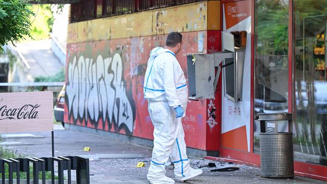 Zagreb: Eksplozivom raznesen automat u Ulici Milke Trnine