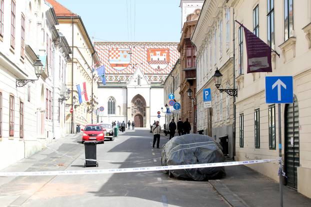 U pustom Zagrebu najviše je radnika koji saniraju krovišta nakon potresa