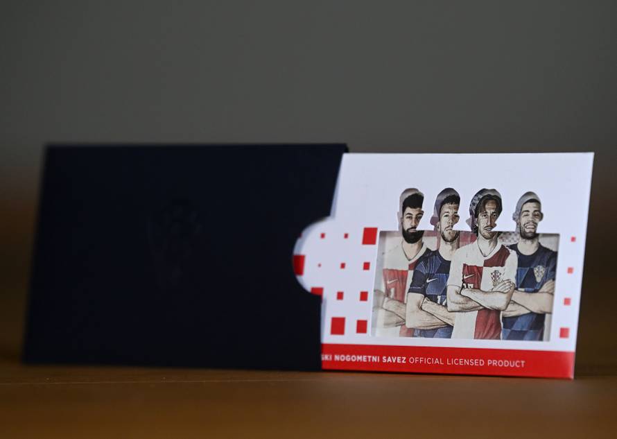 Neuruppin: Službena suvenirska novčanica obilježava jednu od najboljih nogometnih reprezentacija svijeta