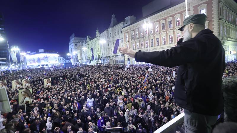 FOTO Na ovim je prosvjedima Francišković poticao ljude na terorizam: Tisuće bile na Trgu...