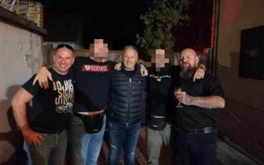 Thompson je pozirao s nacistom i vođom Ku Klux Klana Stuttgart